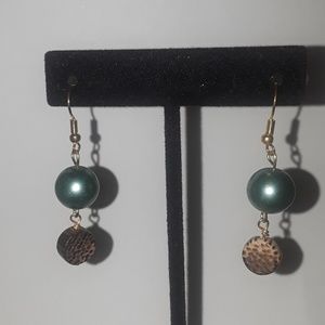 NWT faux green pearl and coco wood dangly earrings